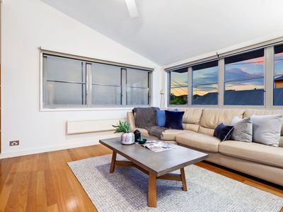 11 Woodlawn Street, Richmond