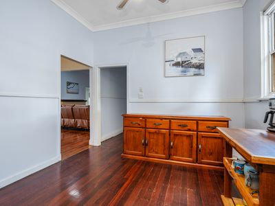 9 Butterfly Street, Piccadilly