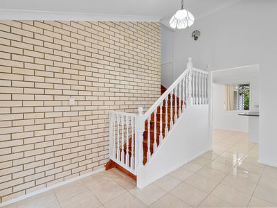 16 Falstaff Street, Sunnybank Hills