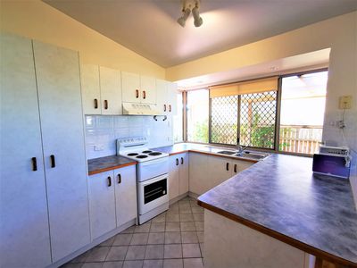 1 / 146 Cypress Street, Torquay