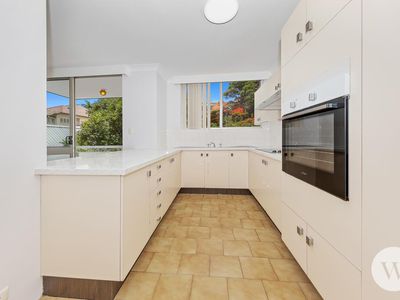 2 / 30 Curd Street, Greenslopes
