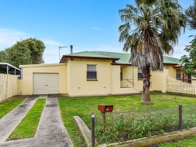 12 McCourt Street, Millicent