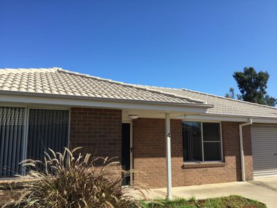 4 / 18 Edwin Street, Dubbo