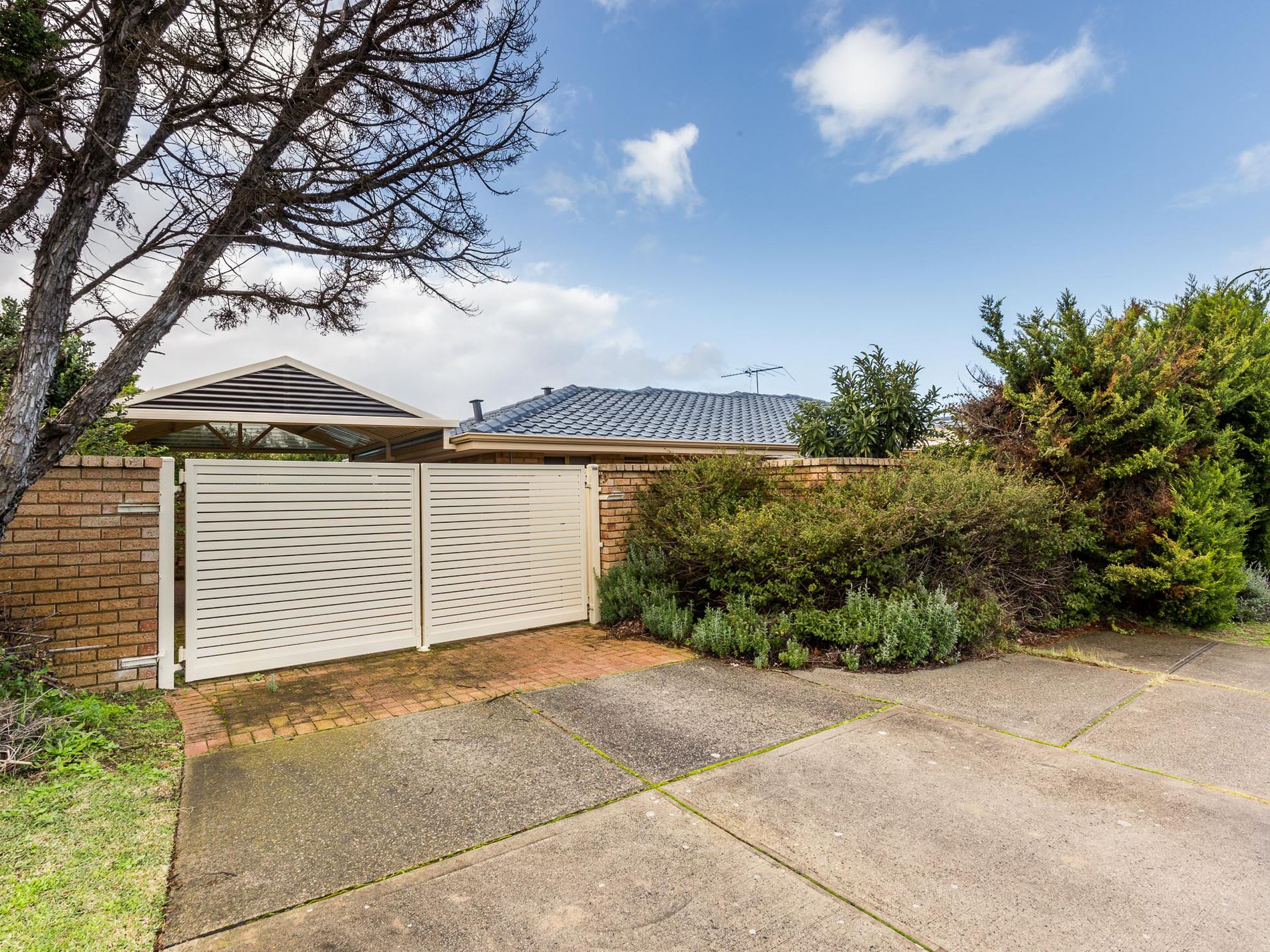 1 Jackson Avenue, Winthrop
