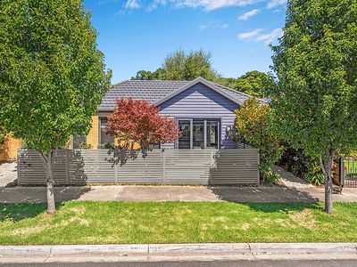 1A Nancy Court, Williamstown