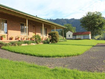 246b Martinvale Lane, Jaspers Brush