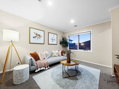 8 Basalt Drive, Clyde North