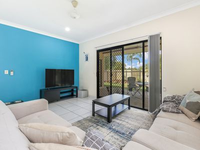 8 / 11 Sonder Crescent, Bakewell