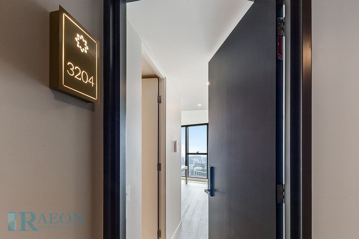 3204 / 23 MacKenzie Street, Melbourne