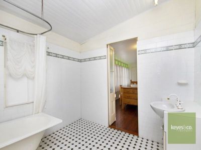 3 Seventh Avenue, South Townsville