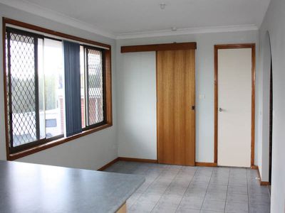 3B Bells Close, Forster