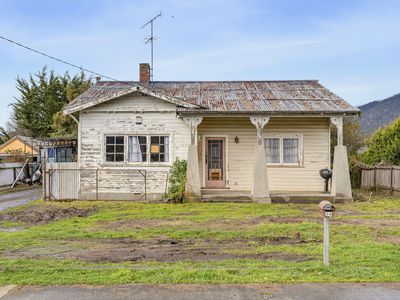 24 Shield Street, Huonville