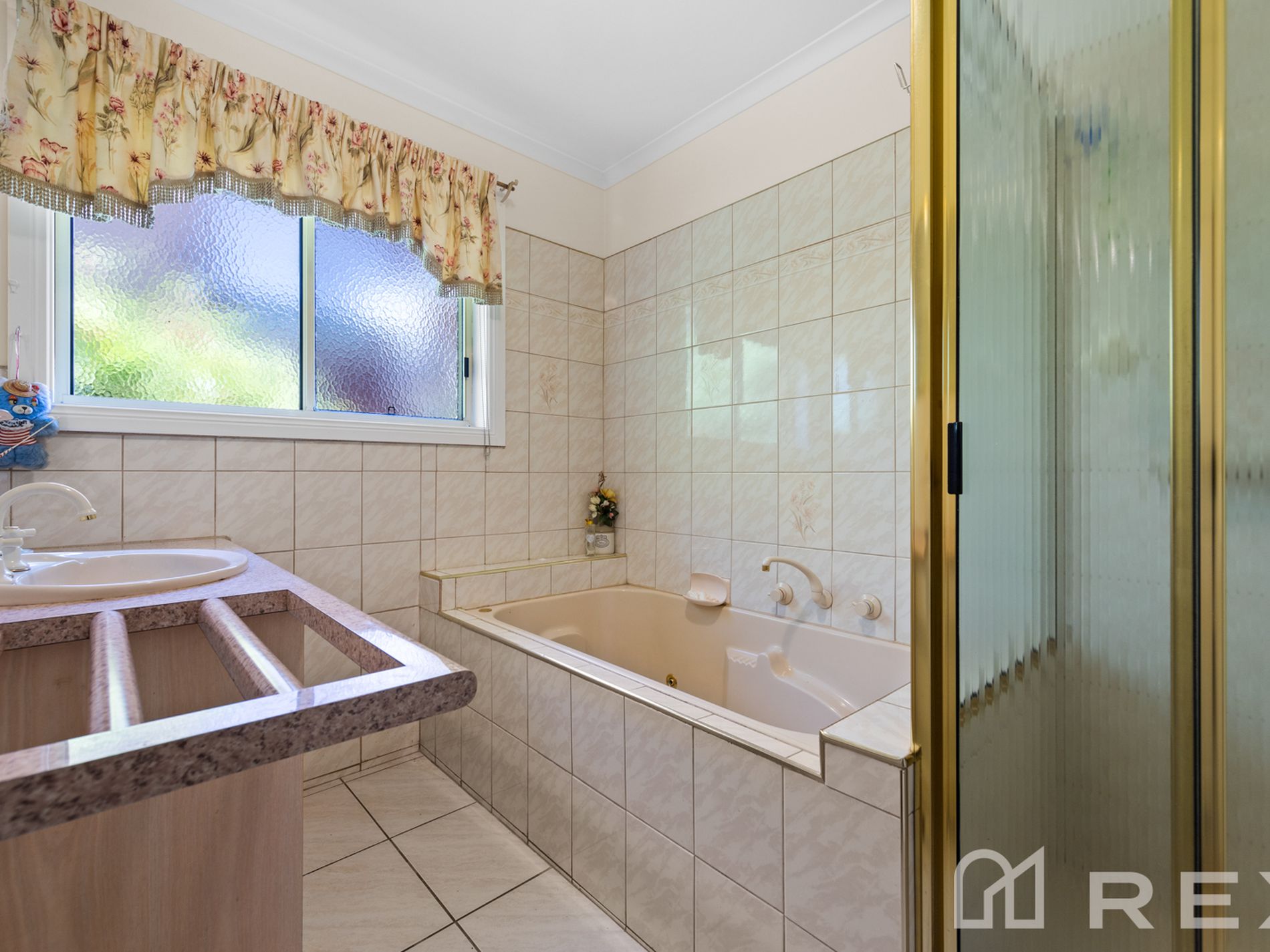 12 Basin-Olinda Road, The Basin