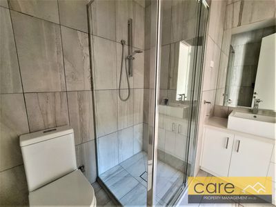 8 The Rise, Narre Warren North
