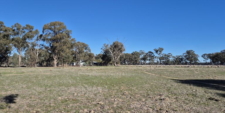Lot 66 Arcadia Two Chain Road, Miepoll