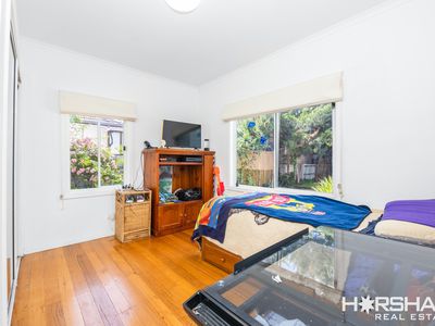 6 Churchill Road, Horsham