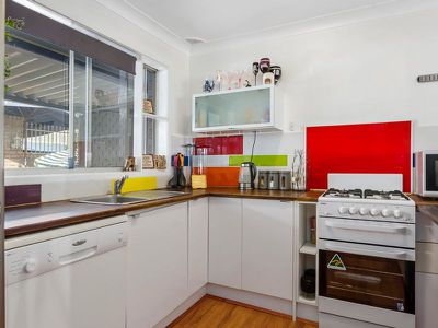 23  Noble Road, Albion Park