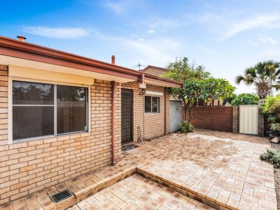 10 / 11 Gibson Court, Morley