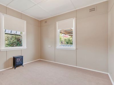 10 Wade Street, Crookwell