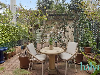 2 / 11 Heytesbury Road, Subiaco