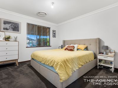 7 / 4 Lee Place, Noranda