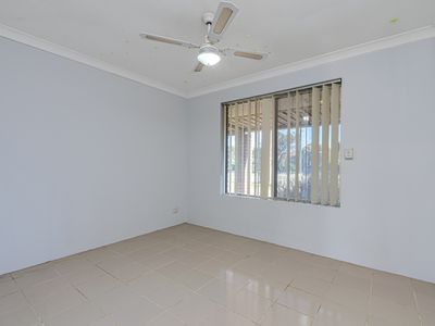 54 Moorpark Avenue, Yanchep