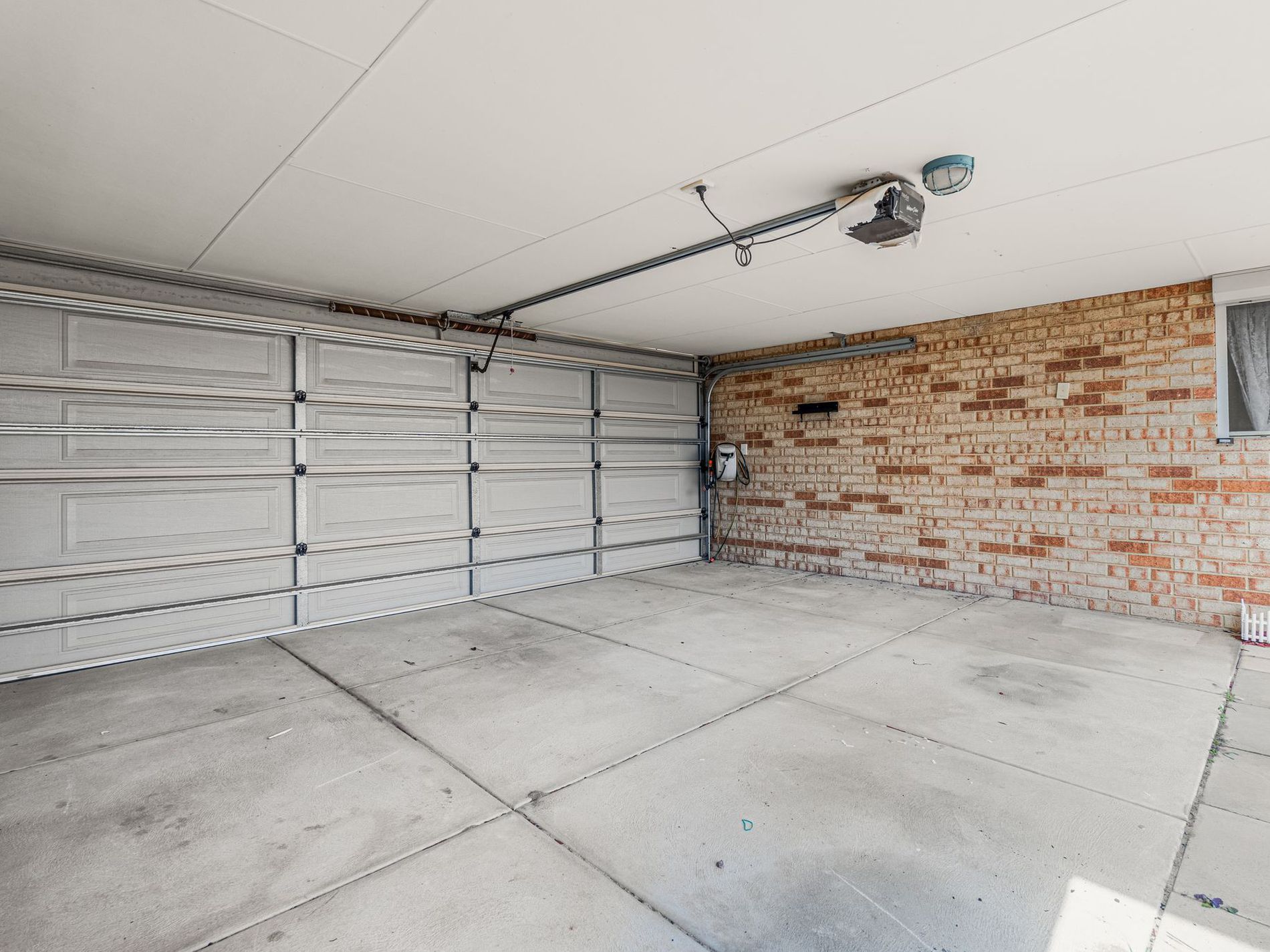 6 Tuscany Place, Caversham