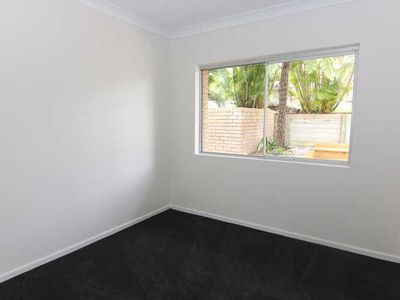 13 Stephen Street, Forster