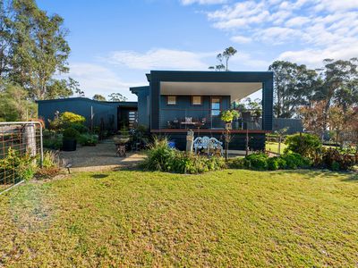 275  Bradleys Road, Stradbroke