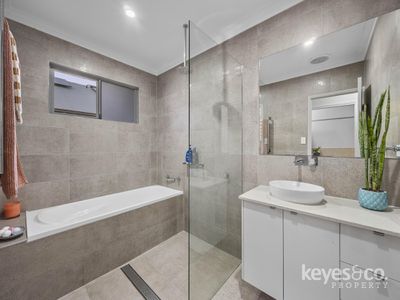 6 Stableford Grove, Rosslea