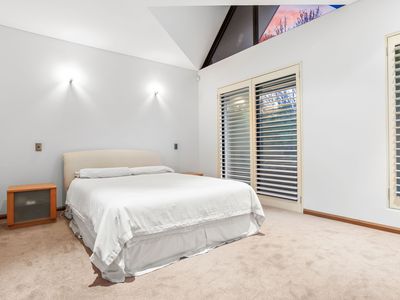 36 Mere View Way, Subiaco