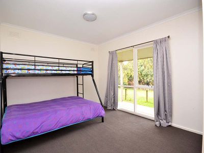 7 Young Crescent, Tawonga South