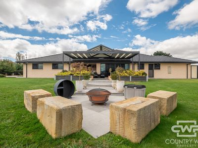 409 Gwydir Highway, Glen Innes