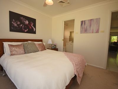 8 Jack William Drive, Dubbo