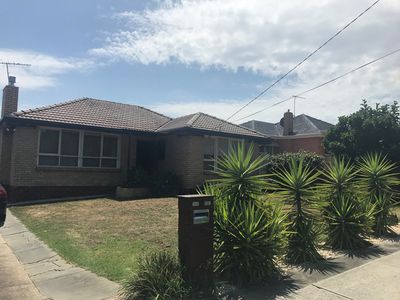 5 Primula Street, Blackburn North