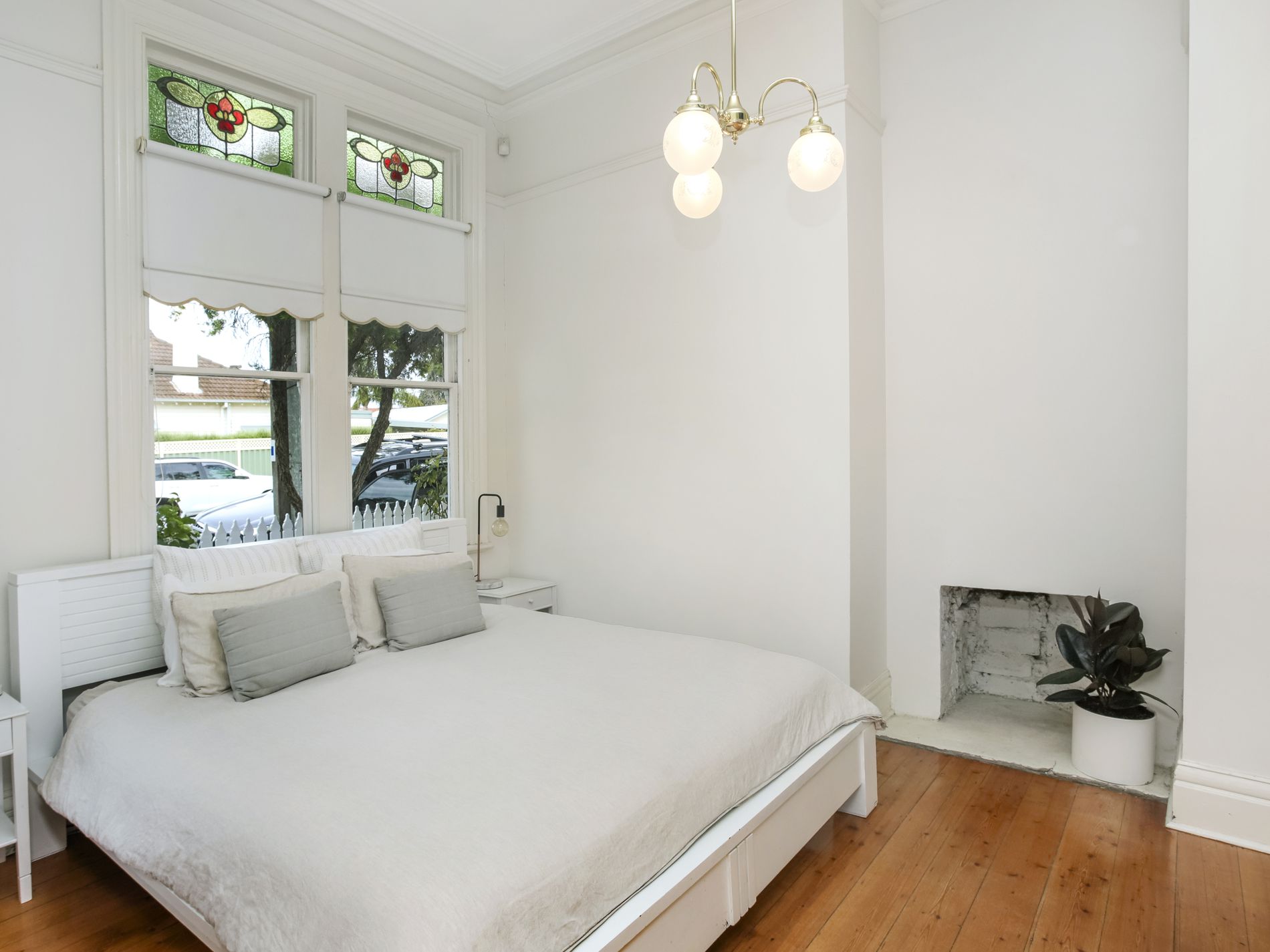 287 Douglas Parade, Newport