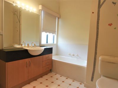 74B Pine Street, Reservoir