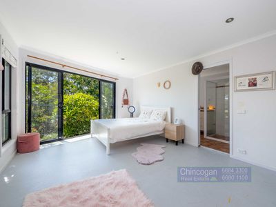 2 Coomburra Crescent, Ocean Shores