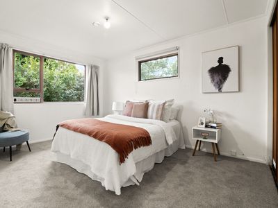 B / 352 Pine Hill Road, Liberton