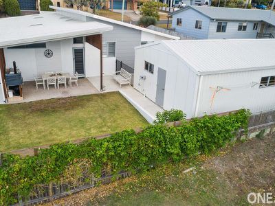 22 Waigani Avenue, Kawungan