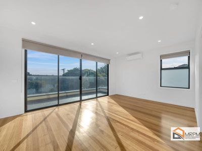 3 / 2 Wyall Street, Brunswick West