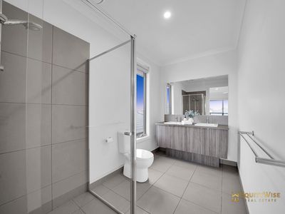 7 Ballister St, Wyndham Vale