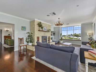 35 Eldridge Drive, Worrolong