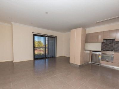 2 / 30 Lapwing Way, South Hedland