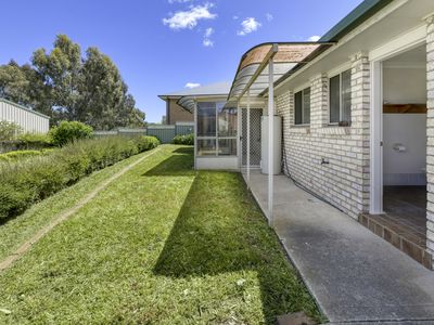 13 Sheldon Crescent, Orange