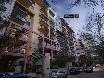 39 / 122 Mounts Bay Road, Perth