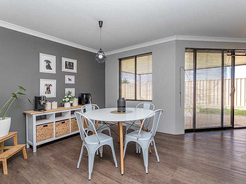 7 Boorn Green, Byford