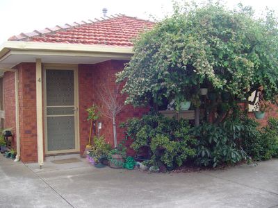 Unit 4 / 13 Market Road, Werribee