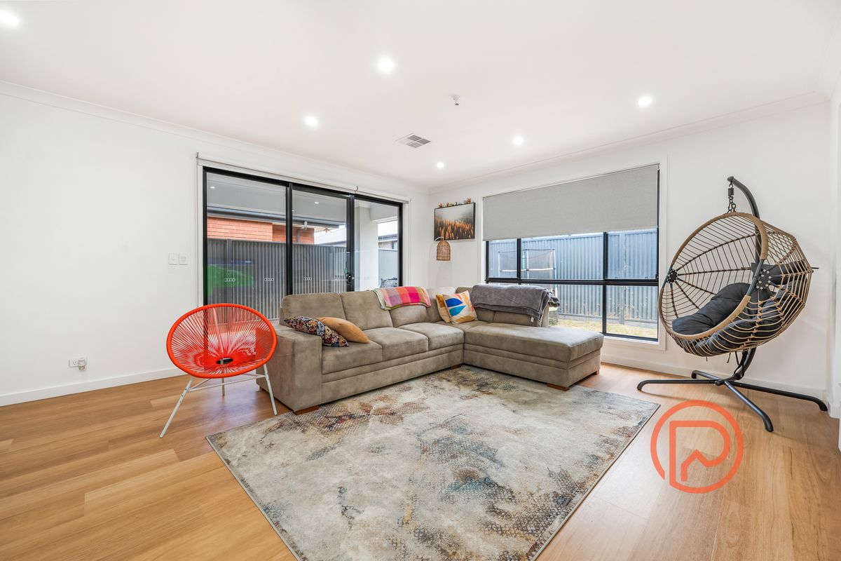 8 Trimboli Crescent, Riverlea Park