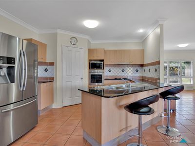 80 Marti Street, Bayview Heights